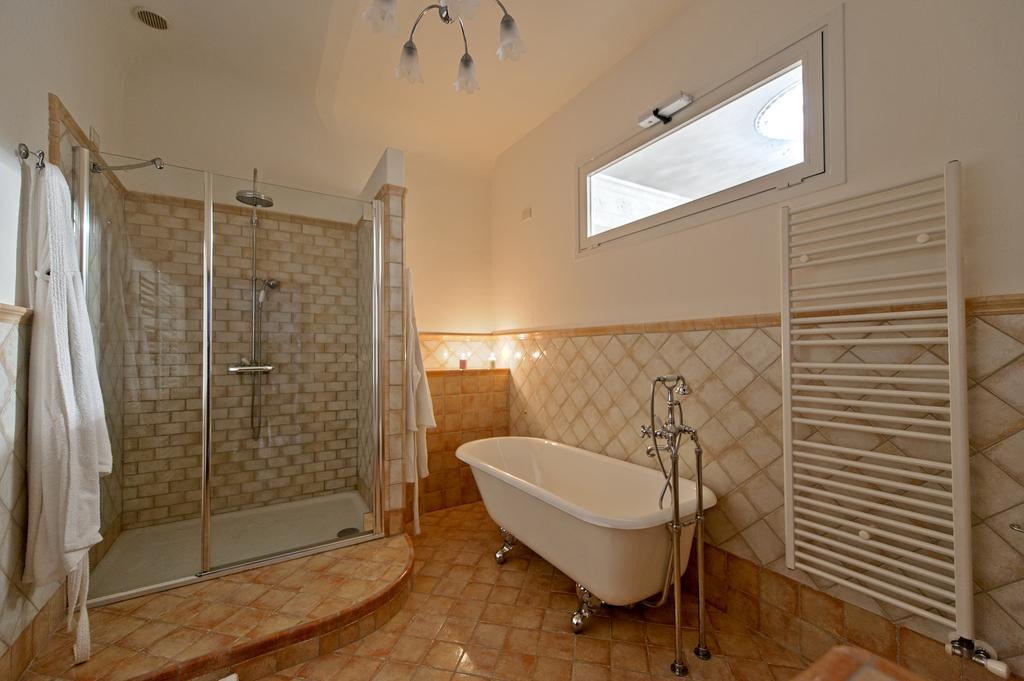 Tenuta Di Petriolo Guest House Torrita di Siena Ngoại thất bức ảnh